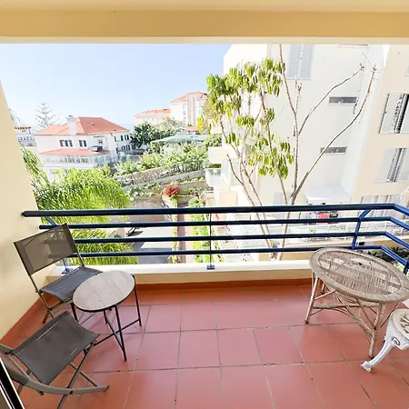 Lido Casa Branca *