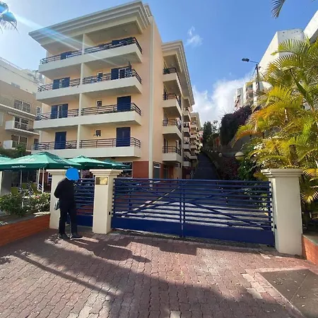 Lido Casa Branca * Funchal (Madeira)